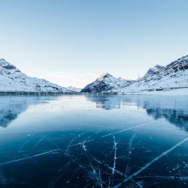 Замерзшее озеро (75 фото)