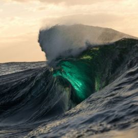 Огромные волны в океане (57 фото)