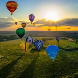Воздушные шарики в небе (56 фото)
