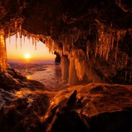Пещера мечта на Байкале (58 фото)
