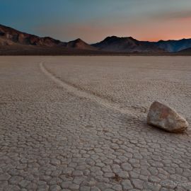 Камни в пустыне (53 фото)