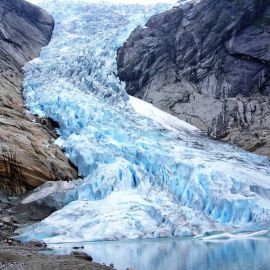 Ледниковая вода (50 фото)