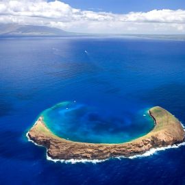 Маленький остров в океане (54 фото)
