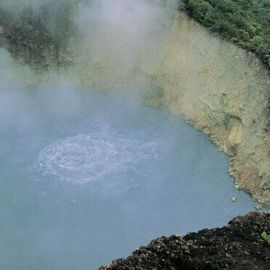 Кипящий вулкан (46 фото)