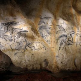 Пещера кроманьон (37 фото)