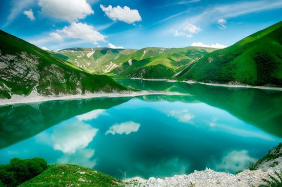 Голубое озеро Чечня (59 фото)