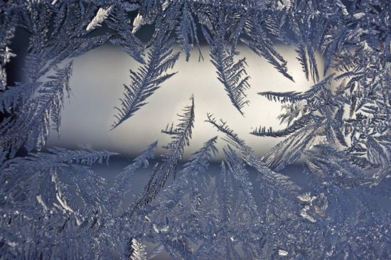 Мороз на окне (55 фото)