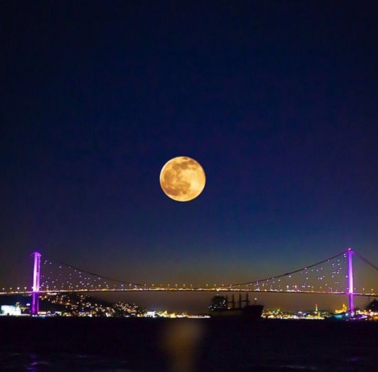 Луна в Турции (54 фото)