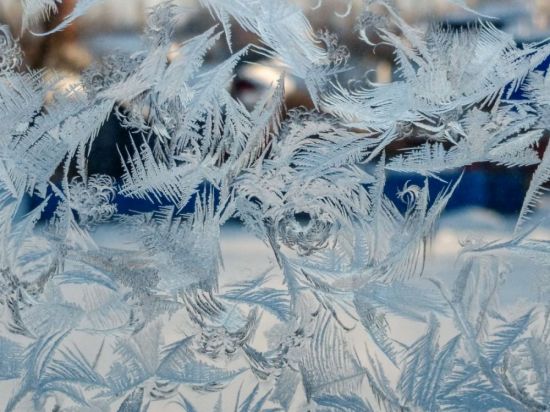 Мороз на стекле (57 фото)