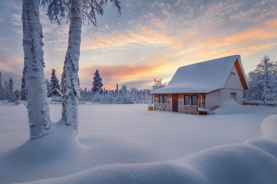 Домик в снегу (59 фото)