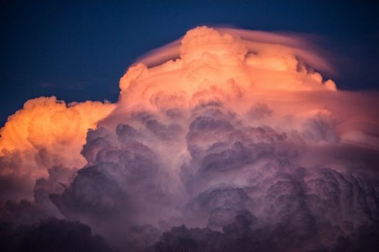 Кучевые облака на закате (46 фото)