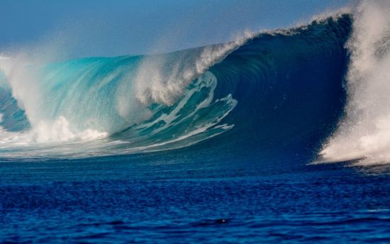 Огромные океанские волны (50 фото)