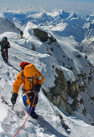 Восхождение на Эверест (55 фото)