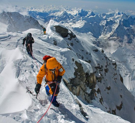 Восхождение на Эверест (55 фото)