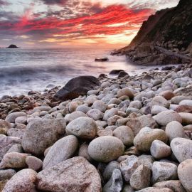 Каменистый пляж (66 фото)