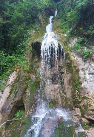 Водопад мужские слезы Абхазия (54 фото)