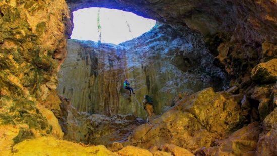 Лагонаки пещеры (59 фото)