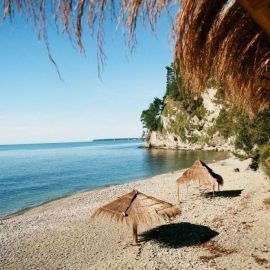 Золотой пляж Абхазия (56 фото)