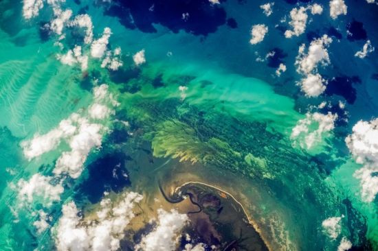 Тихий океан с космоса (55 фото)
