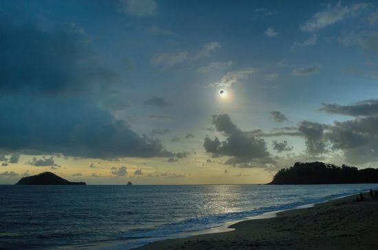 Восход Луны над морем (55 фото)