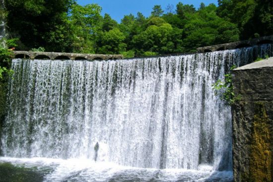 Новоафонский водопад в Абхазии (60 фото)