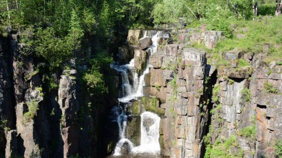 Уковский водопад в Нижнеудинске (60 фото)