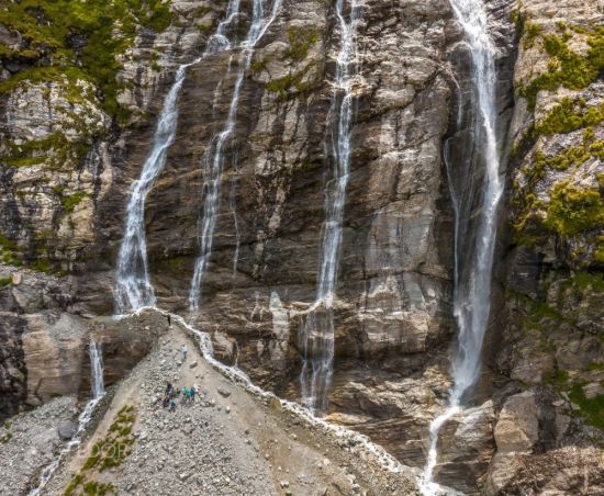 Баритовый водопад Архыз (59 фото)