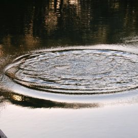 Круги на воде (54 фото)