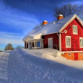 Дом в снегу (57 фото)