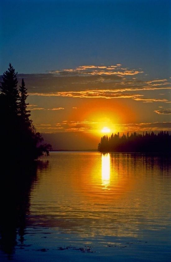Закат солнца на озере (52 фото)