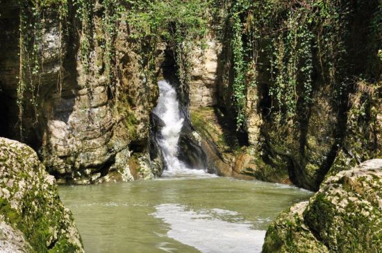 Агурские водопады чертова купель (72 фото)