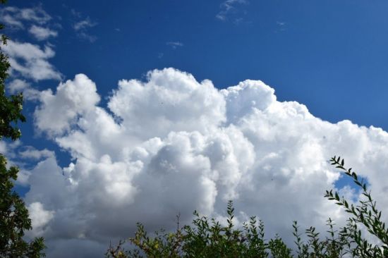Большие кучевые облака (64 фото)