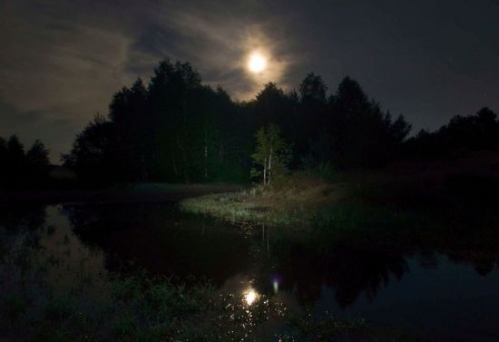 Ночной пейзаж с рекой (54 фото)