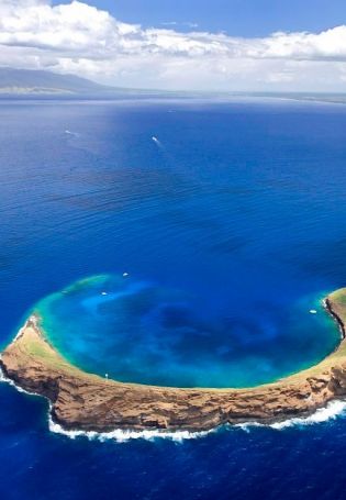 Маленький остров в океане (54 фото)