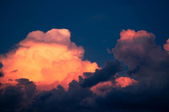 Оранжевые облака (53 фото)