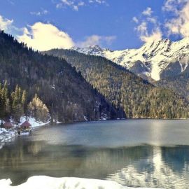 Озеро рица зимой (75 фото)