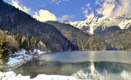 Озеро рица зимой (75 фото)
