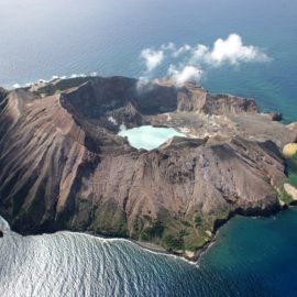 Вулканические острова (75 фото)