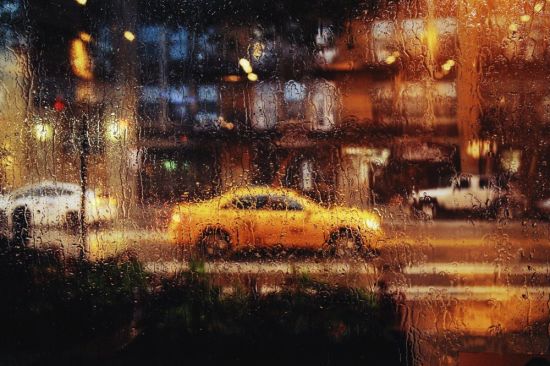 Дождливое такси (33 фото)