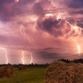 Августовский шторм (49 фото)