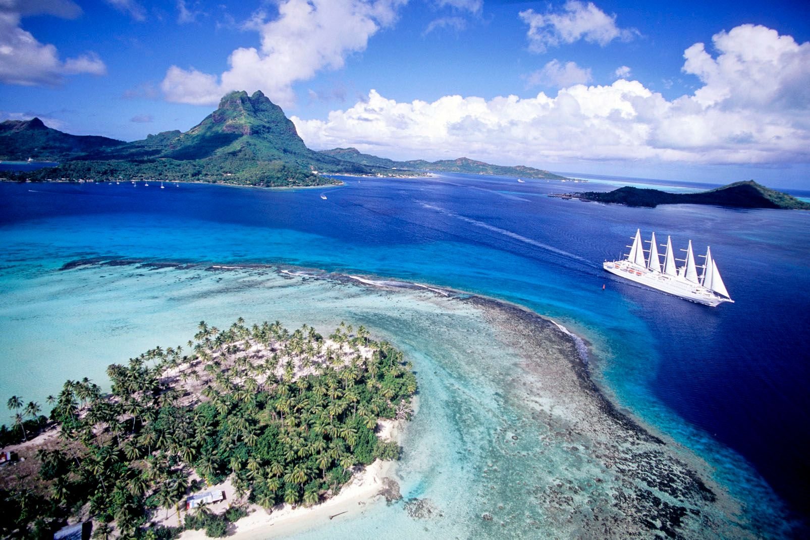 Фото красивого острова. Таити остров Бора Бора. Остров Бора-Бора (Bora-Bora). Бора Бора на Таити. Tahiti французская Полинезия.