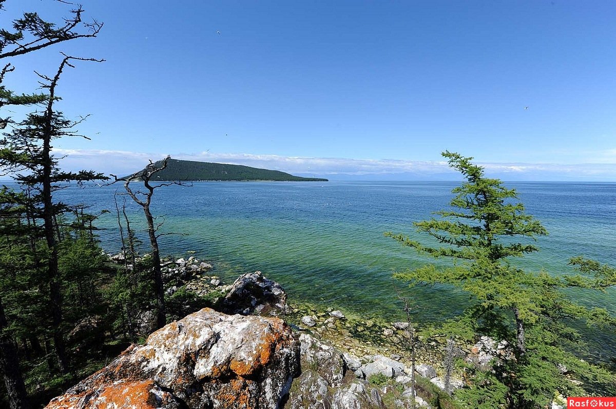 Байкал это гигантское озеро его называют. Мыс Святой нос Байкал. Большой Ушканий остров Байкал. Ушканьи острова на Байкале. Ушканьи острова Ольхон.