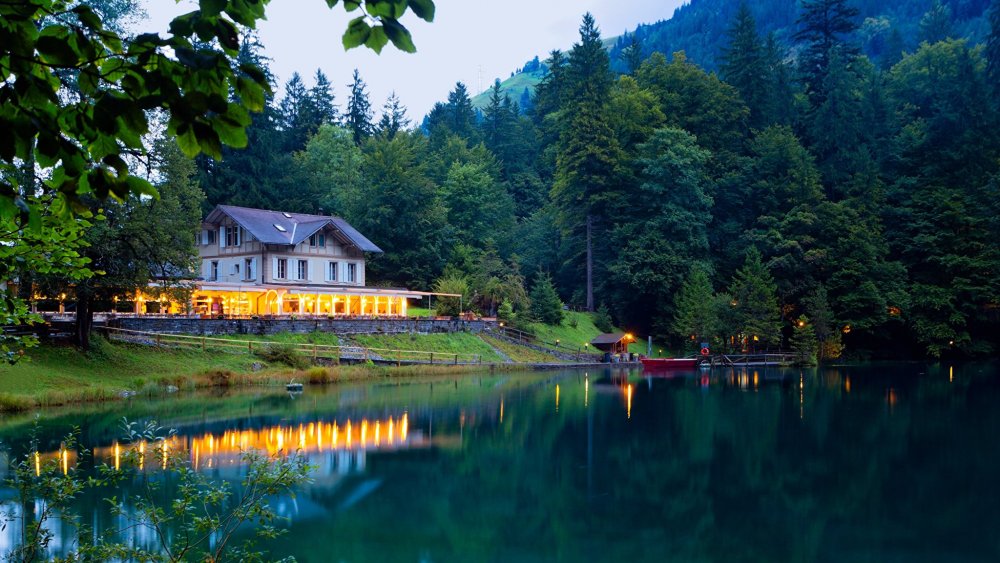 Швейцария горы леса озера 2k