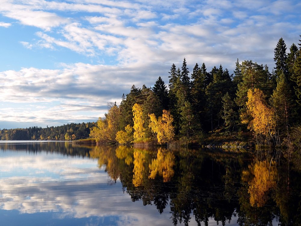 Озеро лёвен Швеция