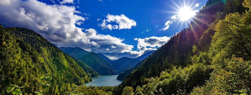 Красивые горы Абхазии