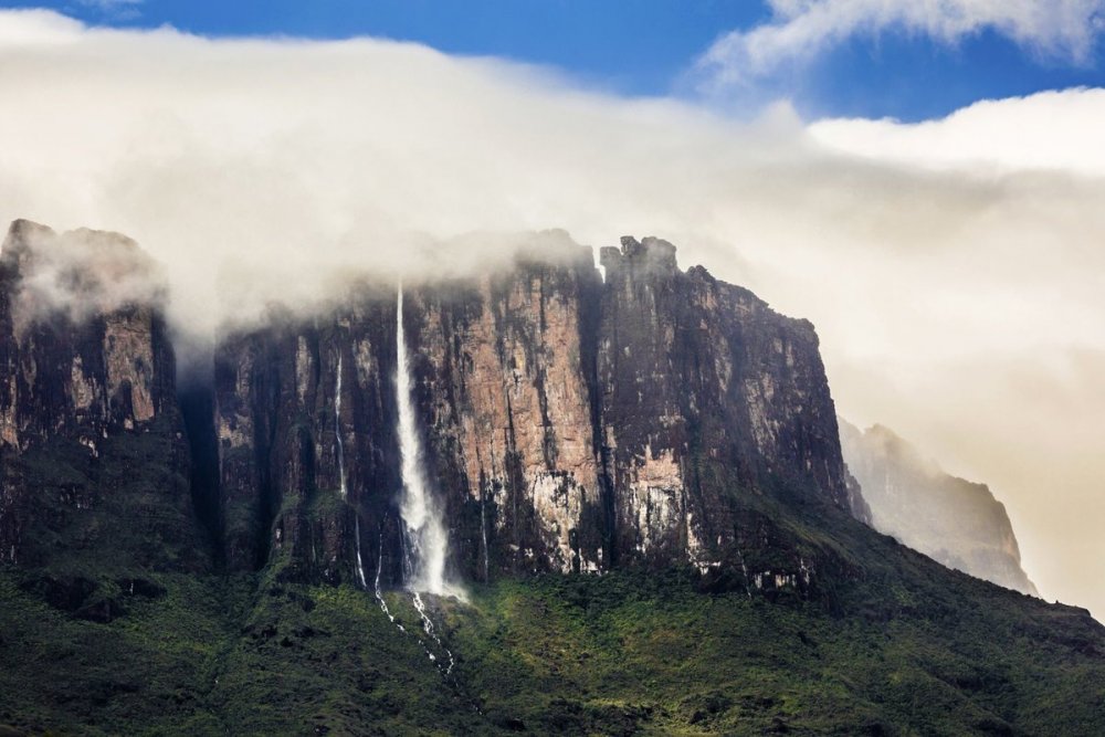 Гора Рорайма (Венесуэла, Бразилия и Гайана)