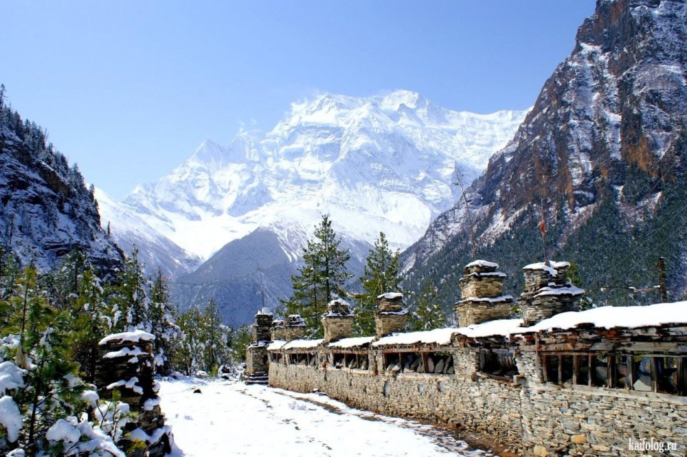 Покхара зима Гималаи Непал