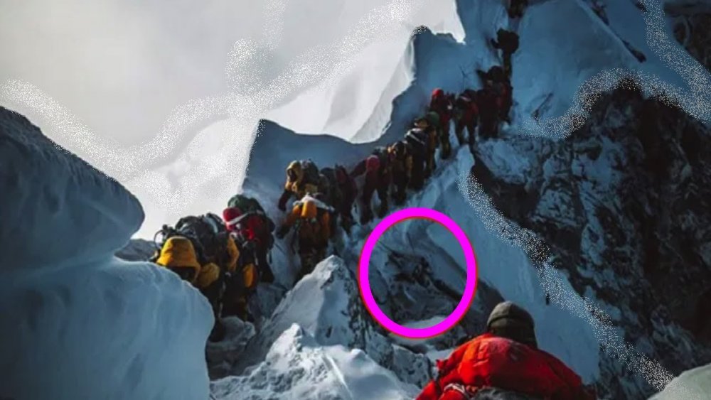 Альпинист восхождение на Эверест