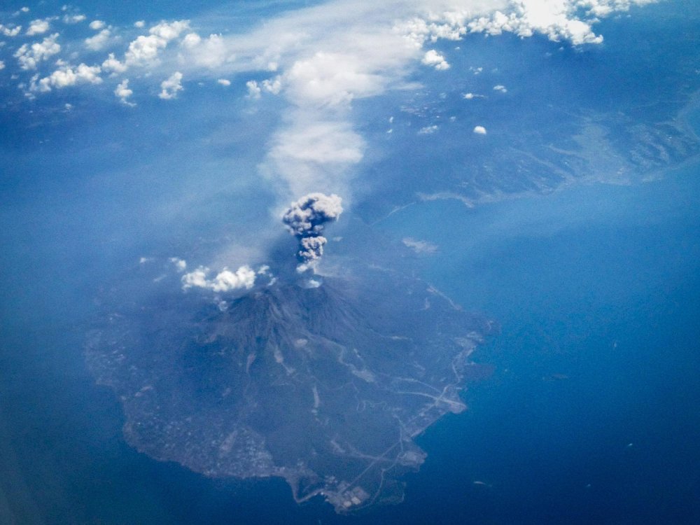 Вулкан Айра Япония