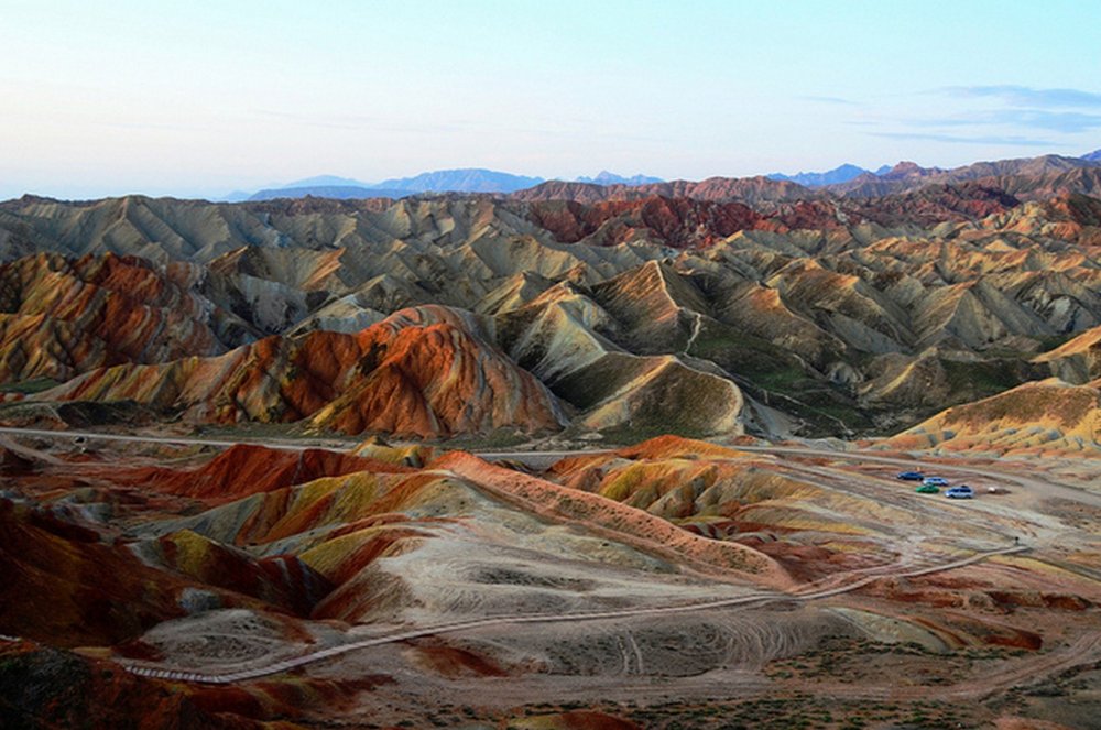 Разноцветные горы, национальный геопарк Чжанъе Данься